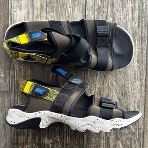 Nike mens Outdoor Sandals